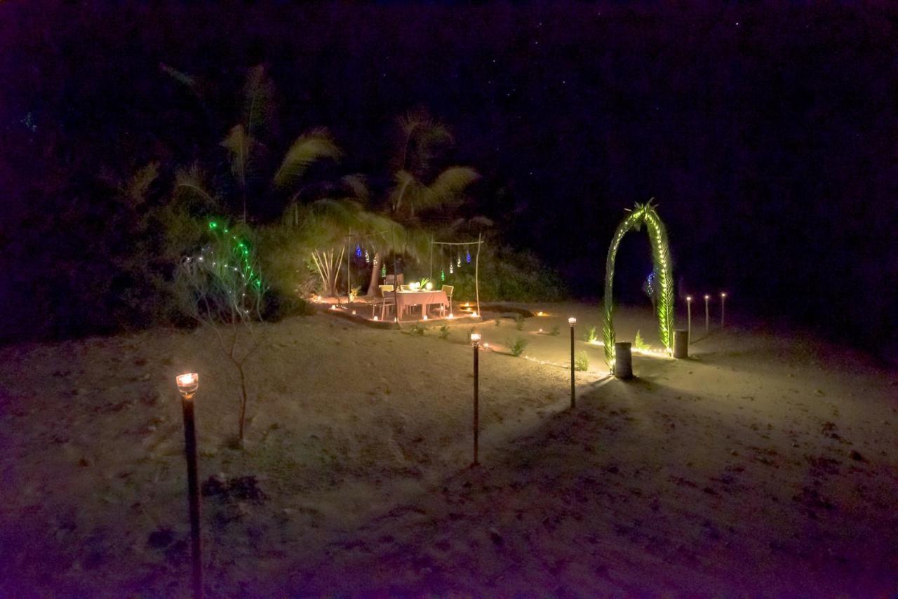 गेस्ट हाउस Dhiguveli Maldives 3*